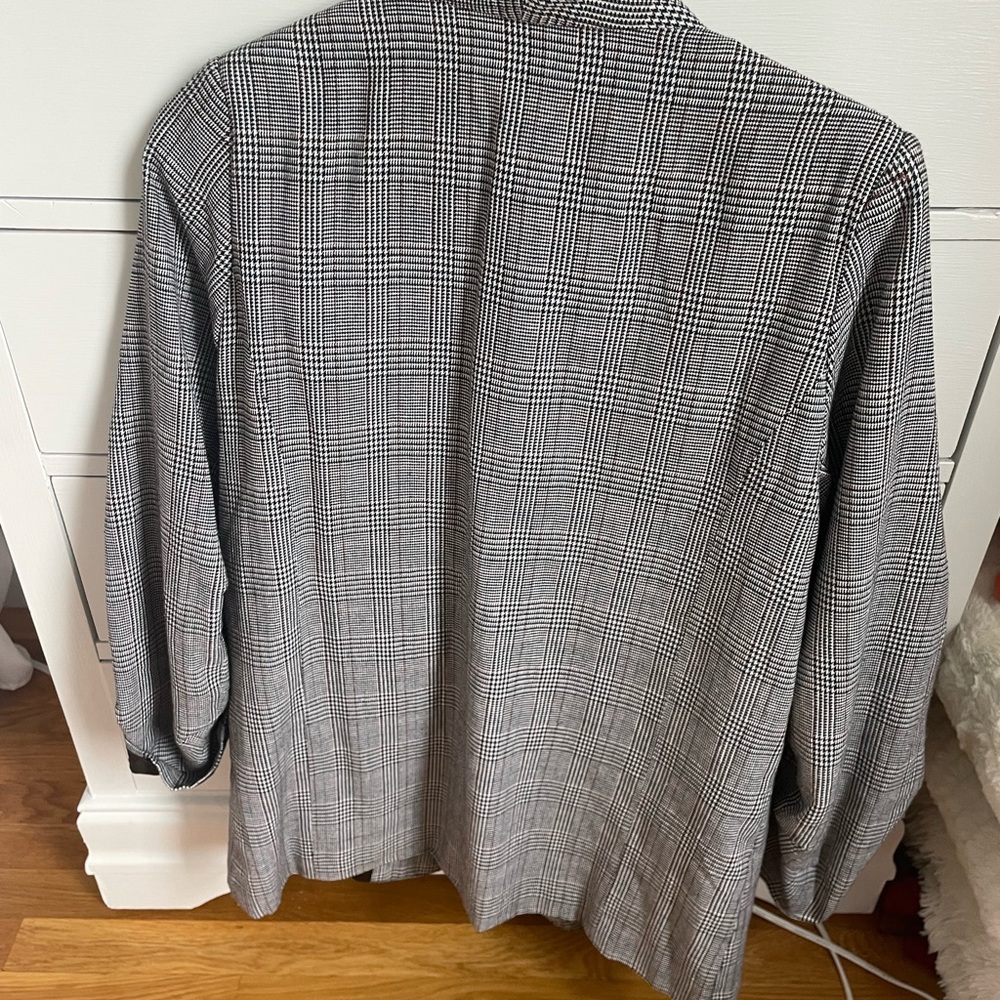 Plaid blazer rolled sleeves